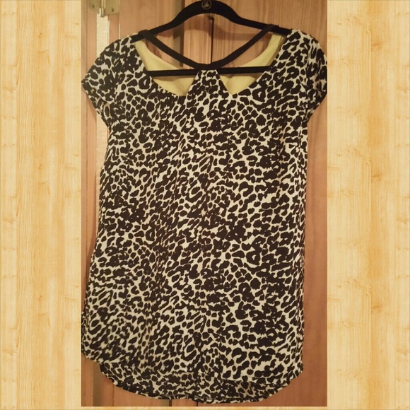 Koton Tops - NWT Beautiful silky TRENDY blouse 🌟