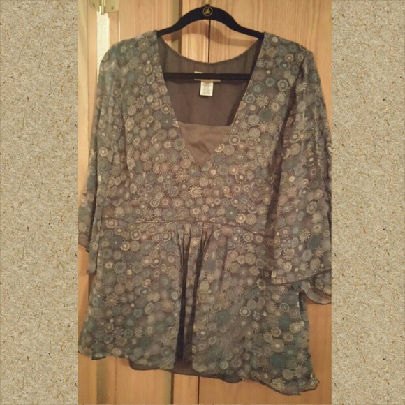 100% Silk Blouse ~ Teal/Gray ~ Very Flattering