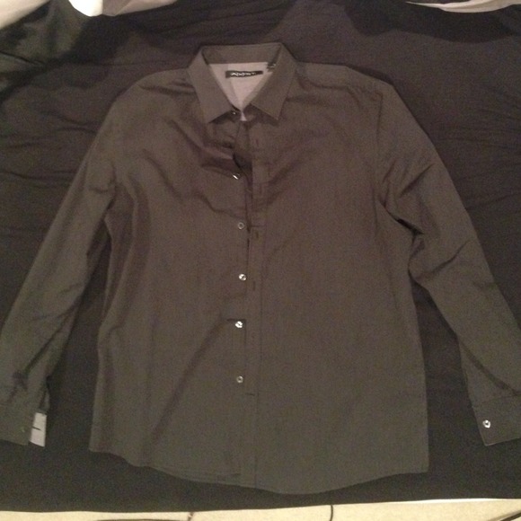 Men's Black and grey pinstripe button up shirt