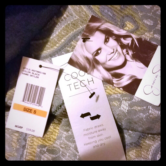 Jessica Simpson workout  outfit REDUCED AGAIN!