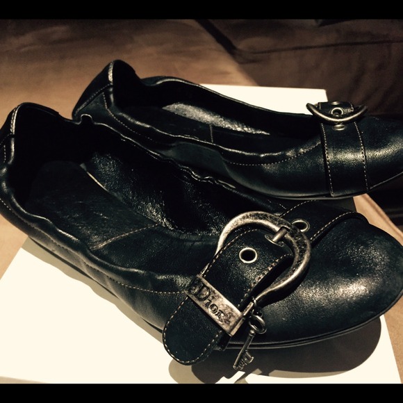 Christian Dior ballet flats