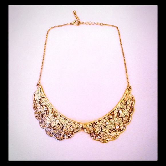 Embellished Collar Necklace