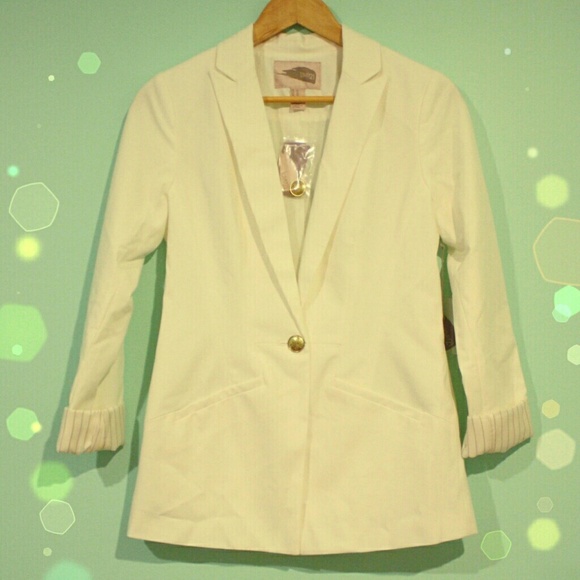 🆕Forever 21 Love 21 white ivory gold blazer