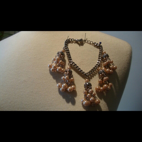 Tracey Lynn Neclace set - Picture 2 of 2