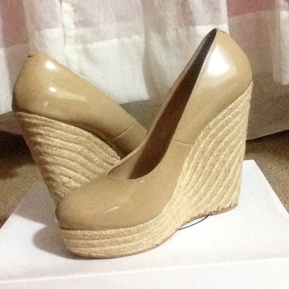 🎀Steven Madden Nude High-Heeled Shoes🎀 - Picture 1 of 3