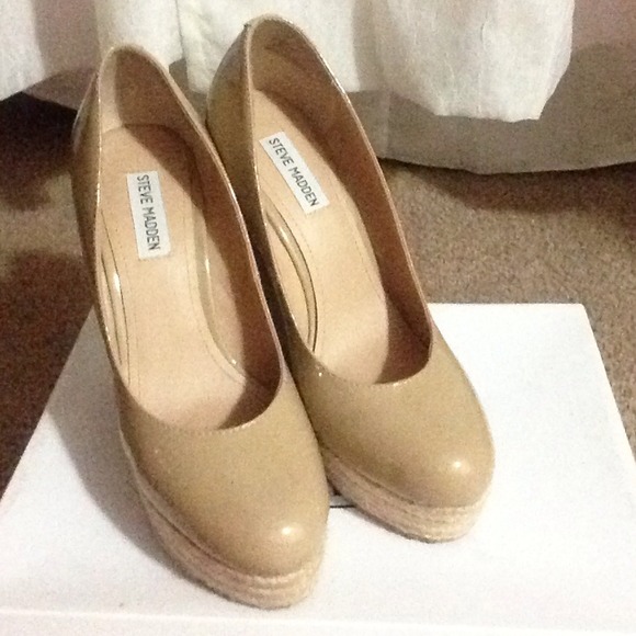🎀Steven Madden Nude High-Heeled Shoes🎀 - Picture 2 of 3