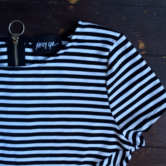 🌙B&W Nasty Gal Striped Baby Doll Peplum Dress - Picture 3 of 4