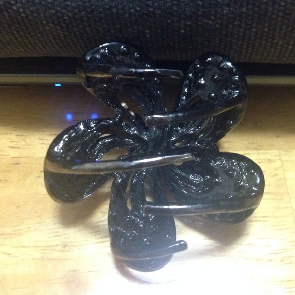 🎀Three Lovely Accessories🎀 - Picture 2 of 4