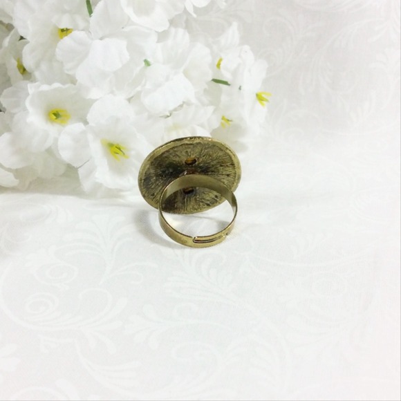 Leopard Print Statement Ring - Picture 3 of 3
