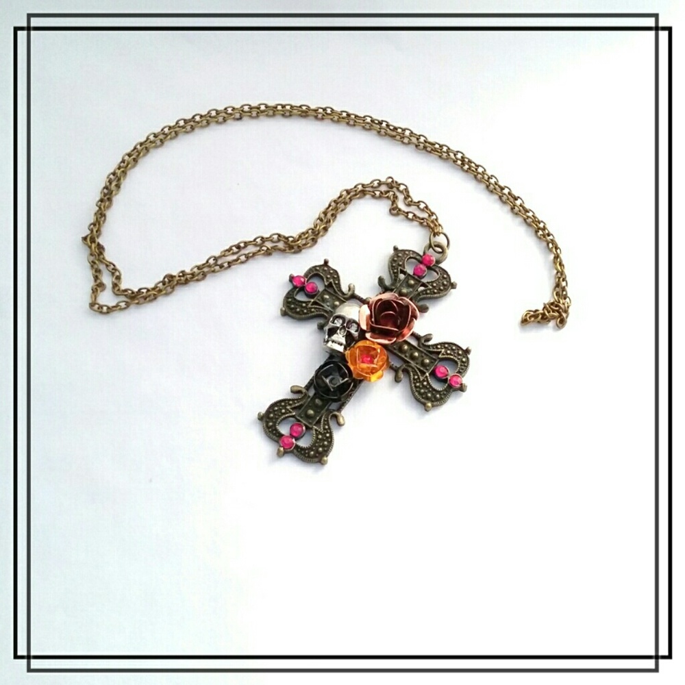 Skull & Cross Sweater Necklace