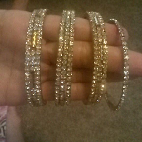 Great bangle set - Picture 2 of 4