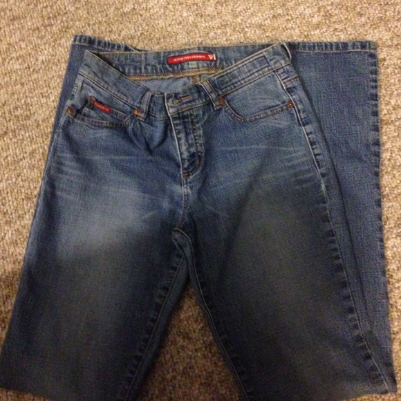 Guess boot cut jeans- size 28