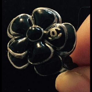 Chanel camellia ring