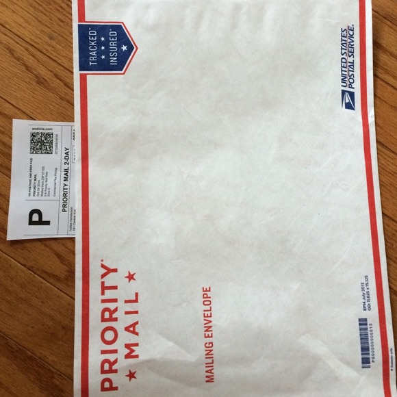 I ship out same day :)