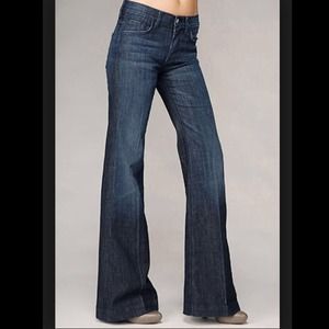 7 for All Mankind Ginger Jeans (size 29x34)