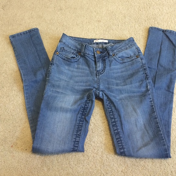 Forever 21 skinny jeans