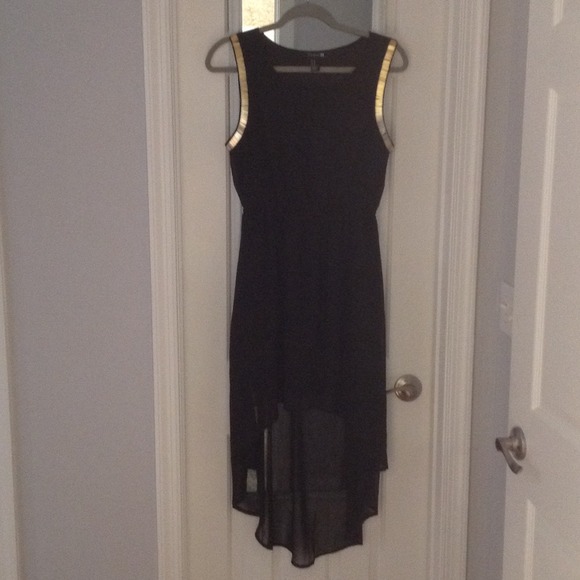 Hi-low black dress