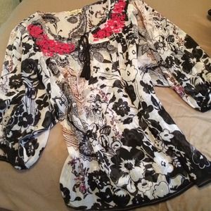 Black and white tunic