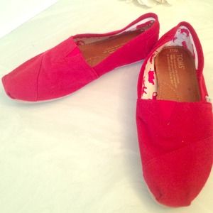 RESERVED - TOMS Red