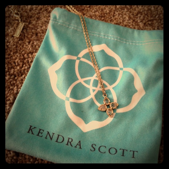 Kendra Scott Necklace