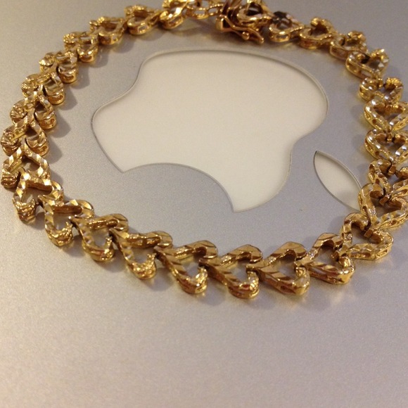 14kt GOLD BRACELET. PRE-LOVED.