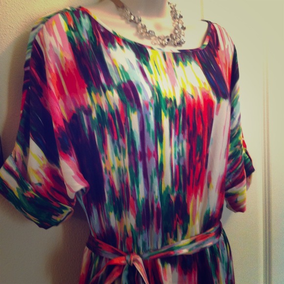 Dresses & Skirts - Gorgeous dress multicolor - suggested user!