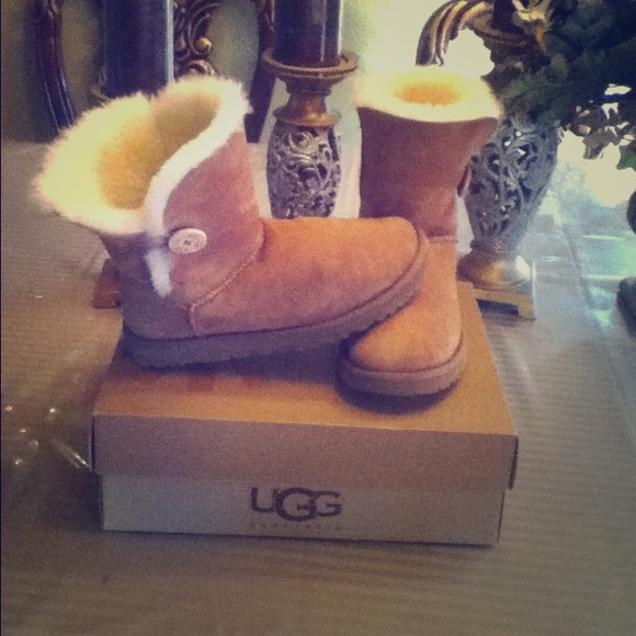 ugg 8 ugg 8