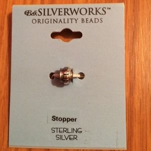 Stopper charm