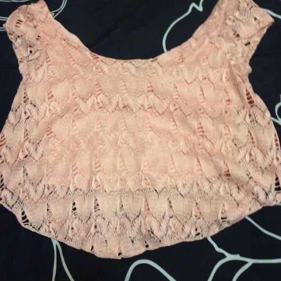 pink crop top