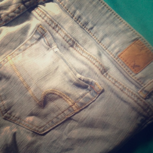 American Eagle Artist Jeans