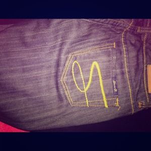 Seven 7 jeans ! Worn once ! Great condition. 9/10.