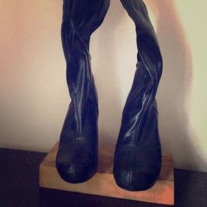 BCBGeneration Thigh High boots