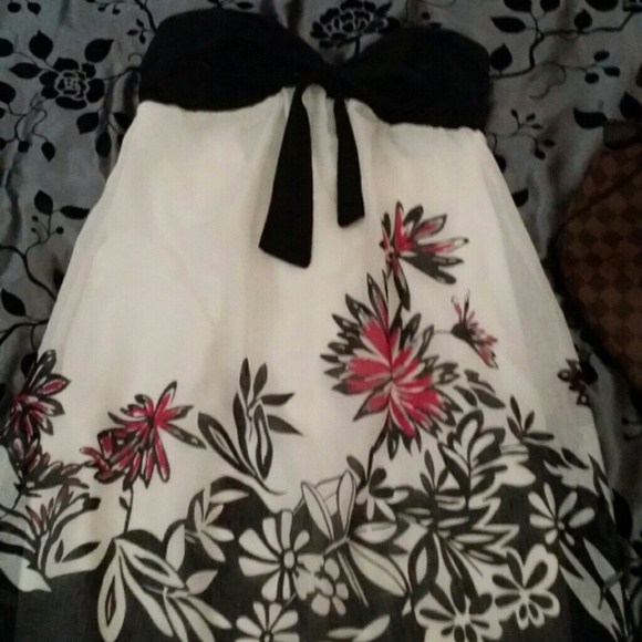 Strapless fun and flirty dress