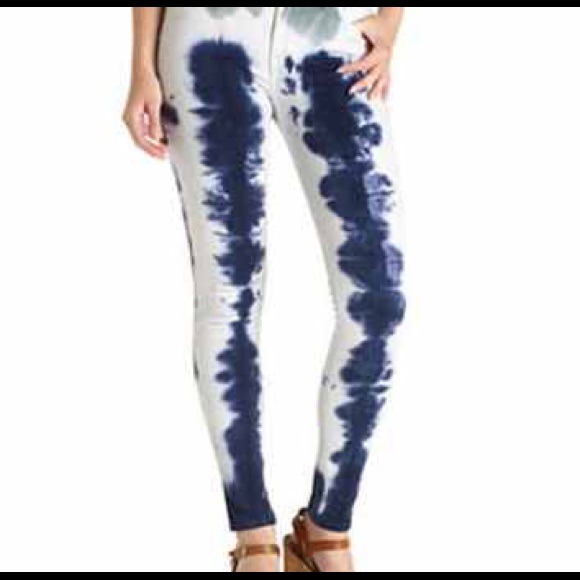 Tye Dye Levi Jeans