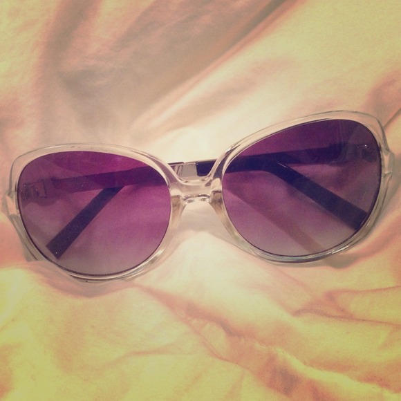Purple tinted, Peace sign, Sunglasses