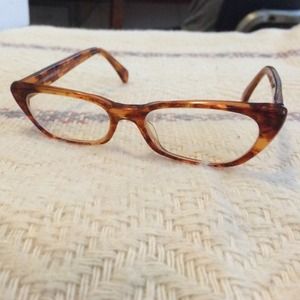 Maryam Zaim tortoiseshell eyeglass frames