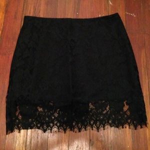 BB Dakota Lace skirt