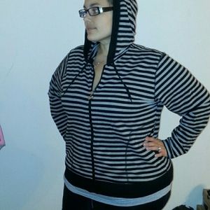 Grey and back zipper hoodie