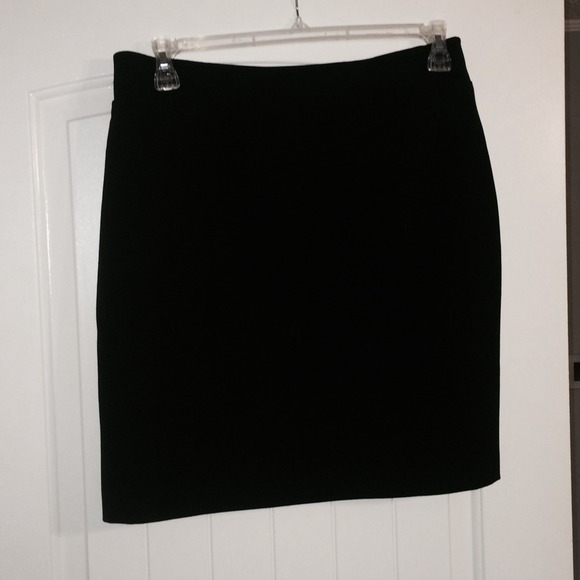 Black pencil skirt