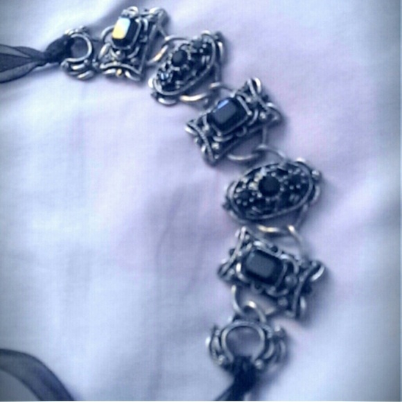 Romantic Ribbon Bracelet - Picture 3 of 3