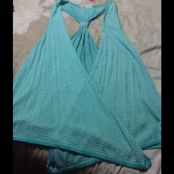 Striped Flowy wrap by Old Navy... Wide arms!!