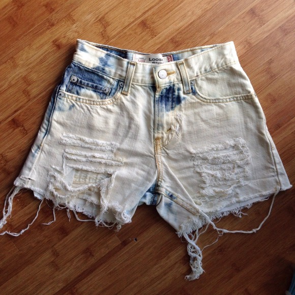30🅿️🅿️ Brandy Melville Levi High Waist Shorts