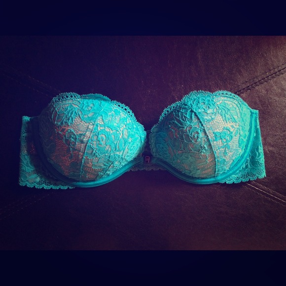 Victoria secret shell lace padded bra used as top - Picture 1 of 4