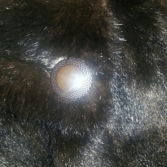 Vintage faux fur cape - Picture 2 of 3