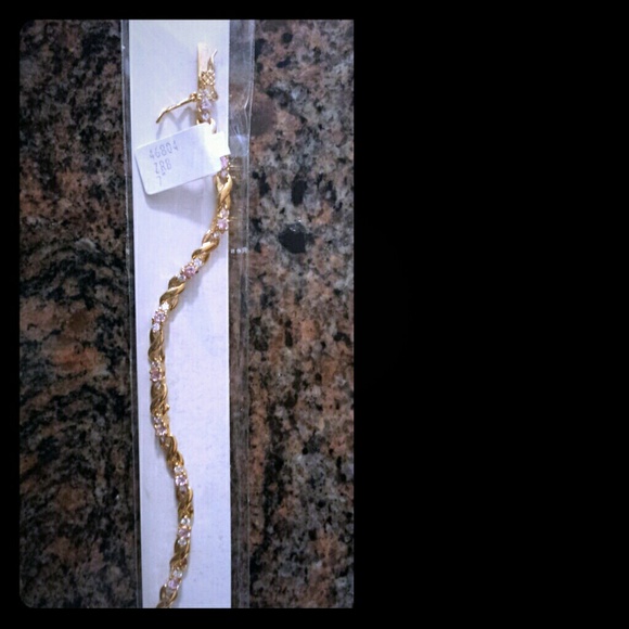 7"  Gold Bracelet
