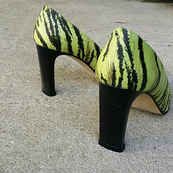 Zebra print heel - Picture 3 of 4