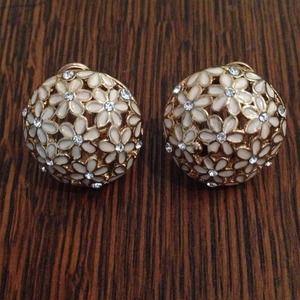 Floral Circle Earrings