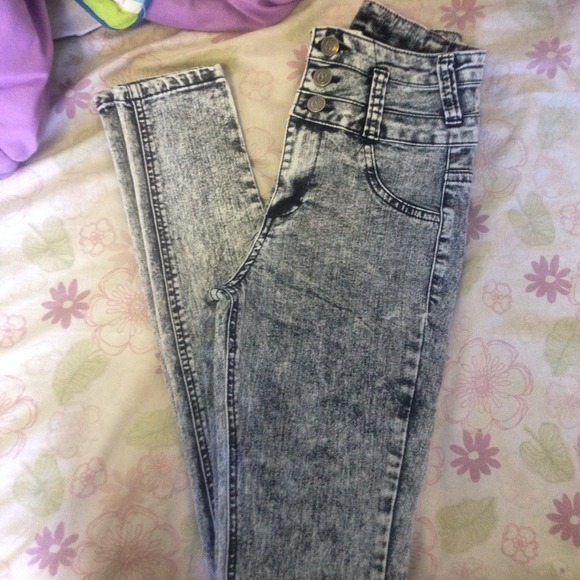 Acid washed highwaisted jeans