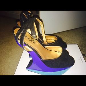 Velvet Heel-Less Mary Jane Curved Wedge