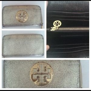 Tory burch wallet
